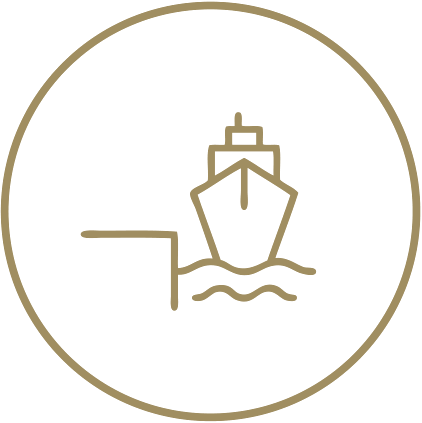 Ícono de embarcación en el muelle: punto de salida